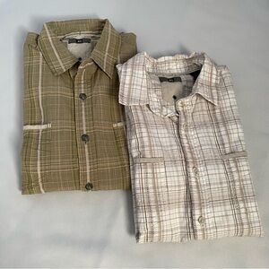 Lot Of 2 REI Men MEDIUM Button Up Shirt Short Sleeve Textured Organic Cotton